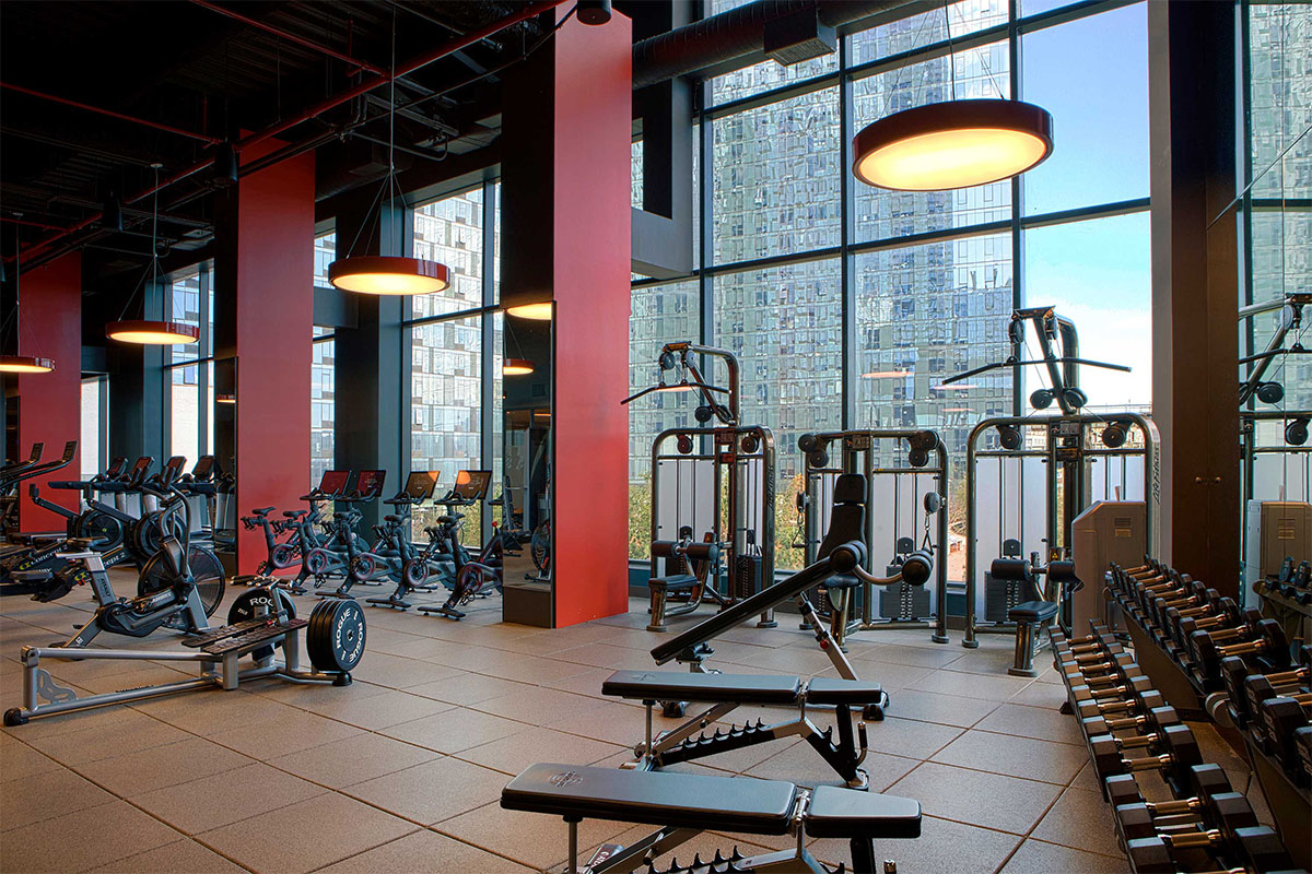 https://housesystems.net/wp-content/uploads/2019/01/JacksonPark_TS-29-fitness-center2_web.jpg